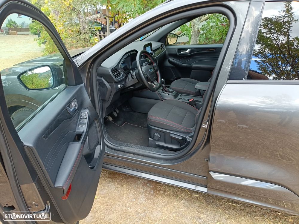 Ford Kuga 1.5 EcoBoost ST-Line - 9