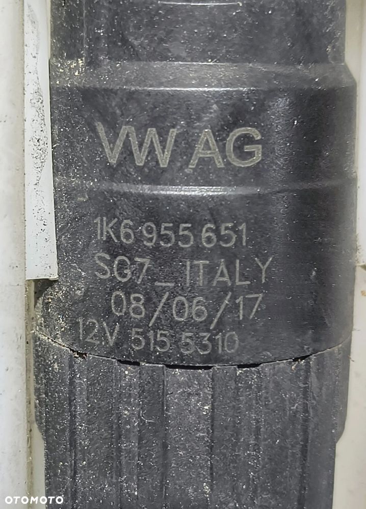 SKODA OCTAVIA III ZBIORNICZEK PŁYNU SPRYSKIWACZY POMPKA 1K6955651 5Q0955448 - 3