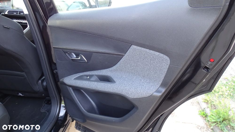 Peugeot 3008 1.2 PureTech Active S&S - 19