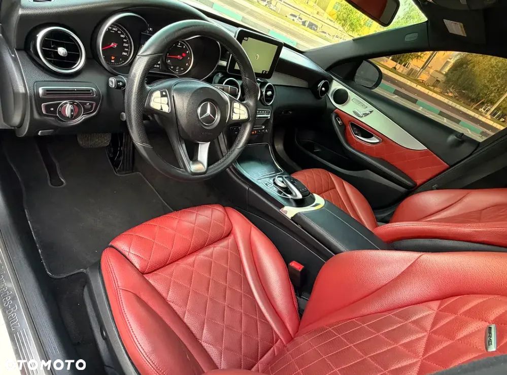 Mercedes-Benz Klasa C 300 9G-TRONIC AMG Line - 10