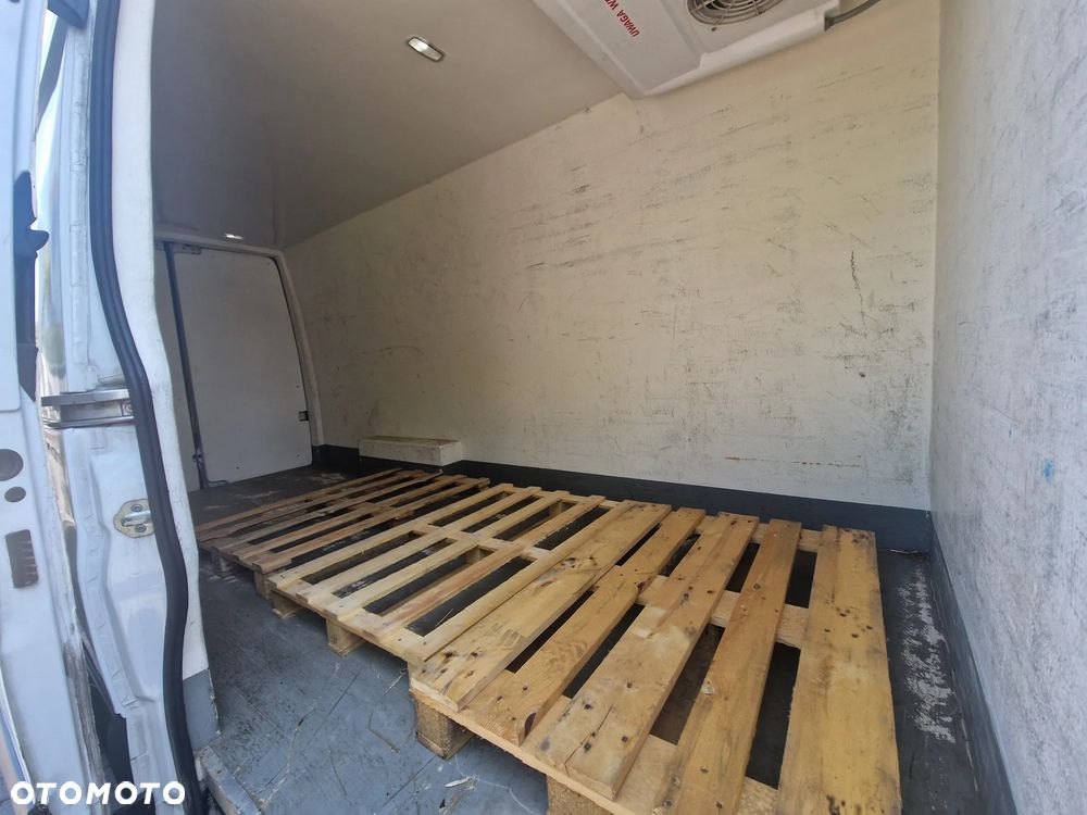 Mercedes-Benz SPRINTER - 9