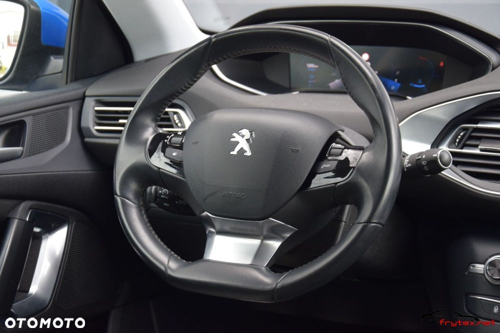 Peugeot 308 - 30