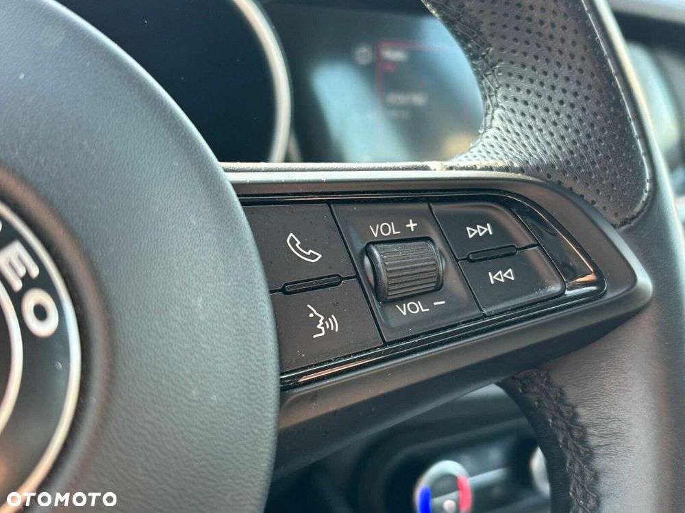 Alfa Romeo Stelvio 2.0 Turbo Sprint Q4 - 21