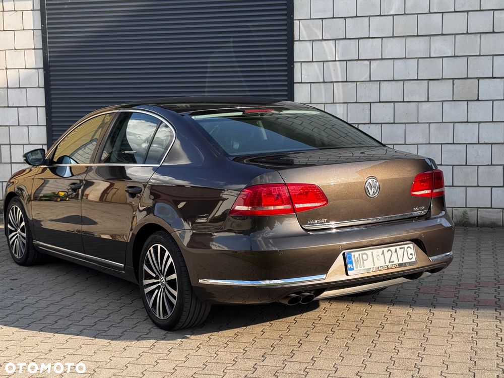 Volkswagen Passat 2.0 TDI Comfortline DSG - 4