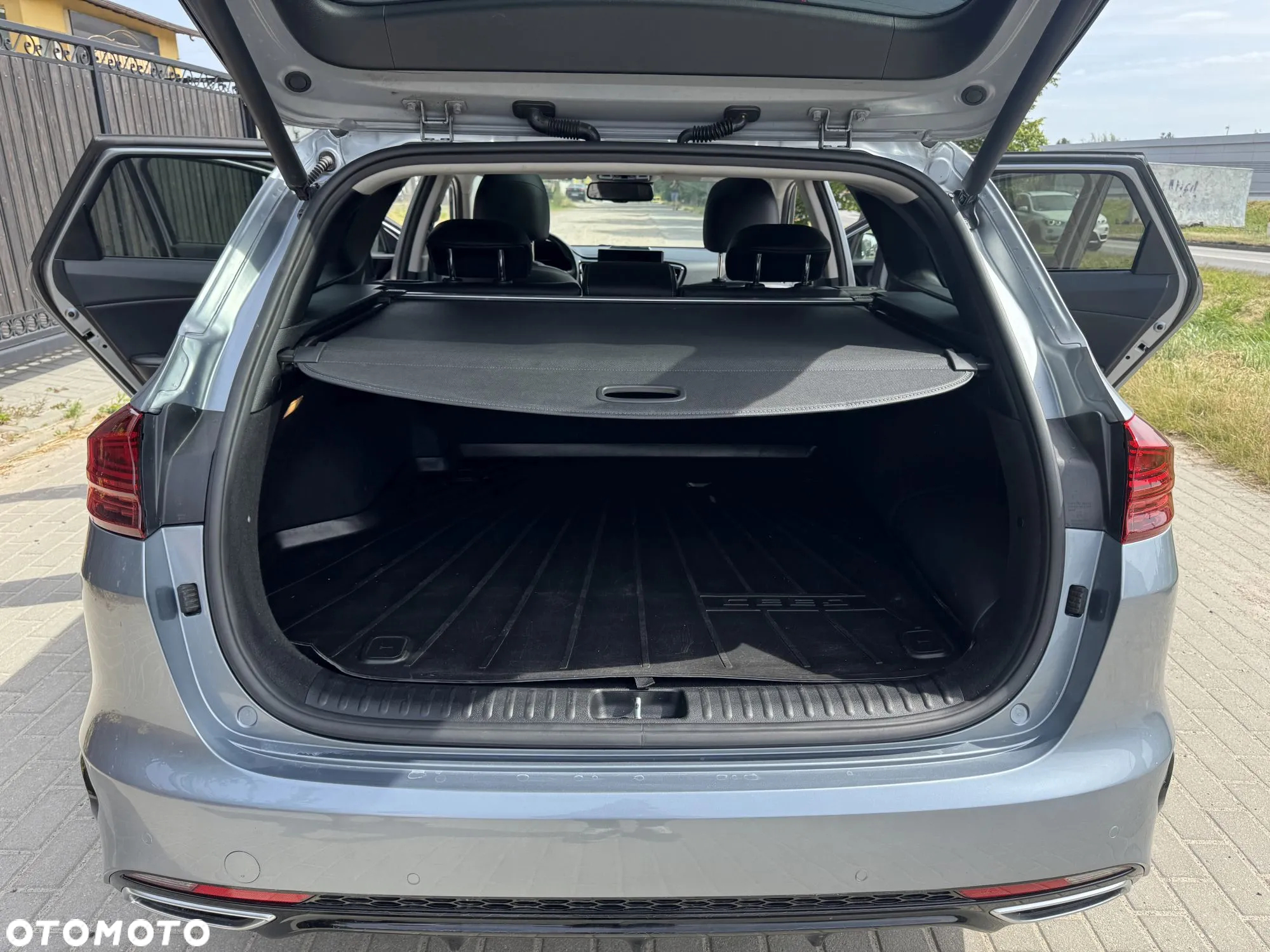 Kia Ceed SW 1.6 GDI DCT OPF Plug-in-Hybrid Platinum Edition - 14