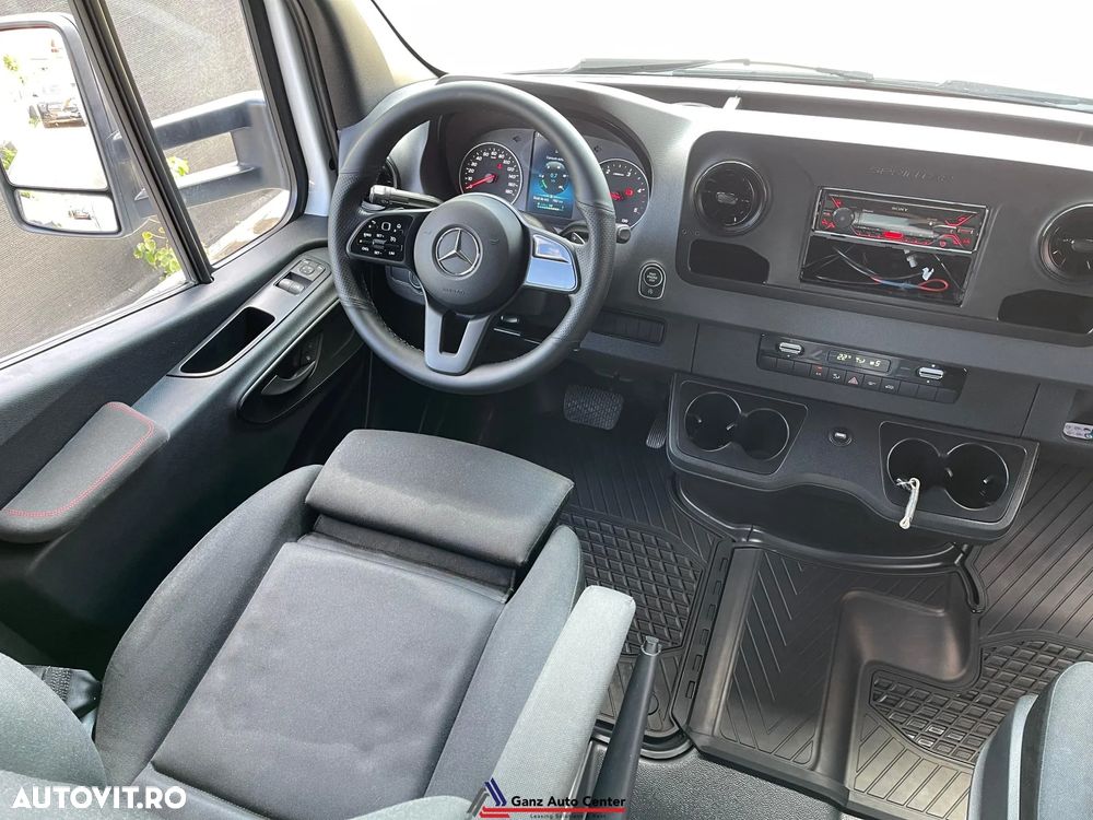 Mercedes-Benz Sprinter - 9