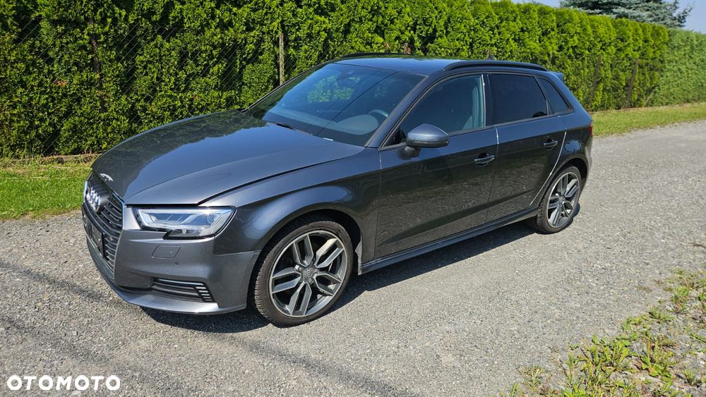 Audi A3 Sportback - 2