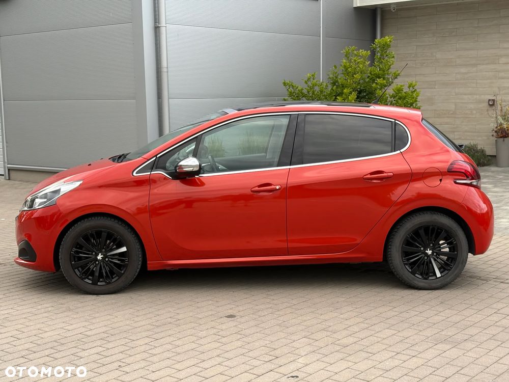 Peugeot 208 1.2 PureTech Allure - 4