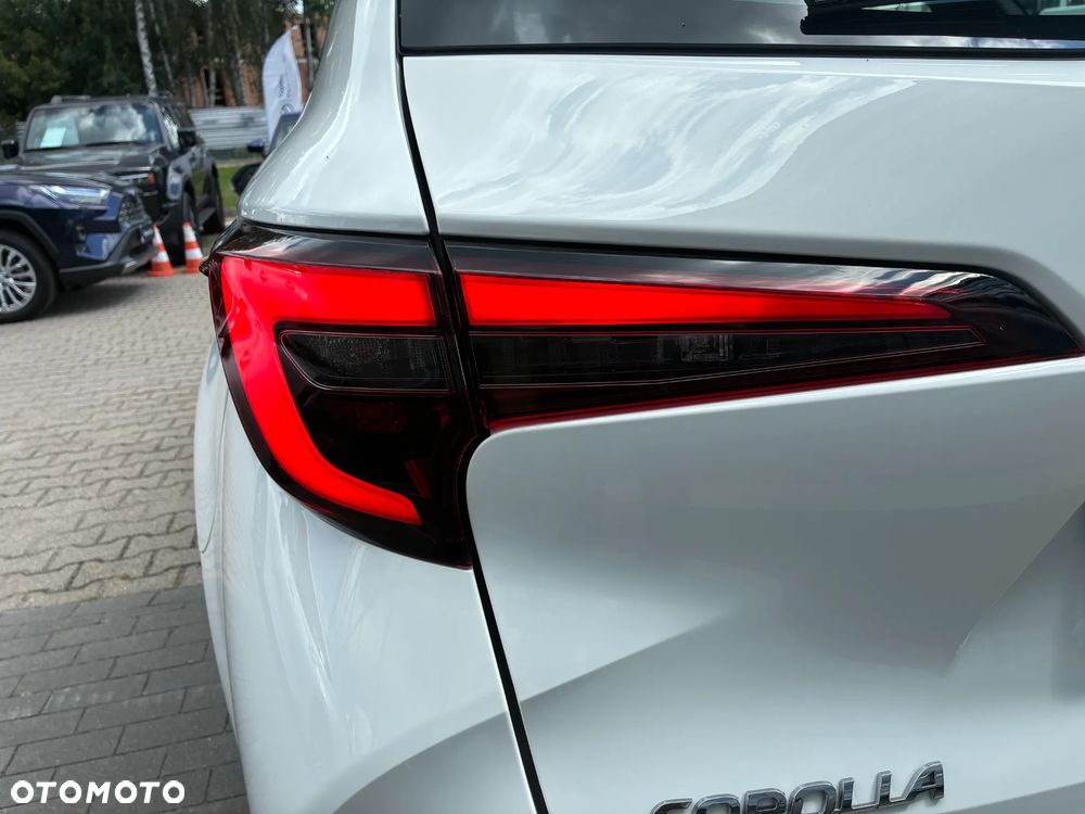 Toyota Corolla 2.0 Hybrid Comfort - 4
