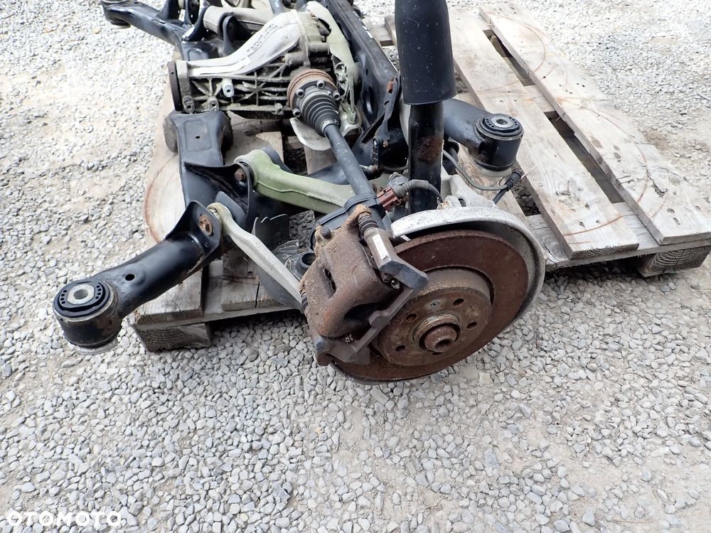 TYLNE ZAWIESZENIE MOST SANKI   AUDI Q5  8R0501203C / 8R0511305Q - 6