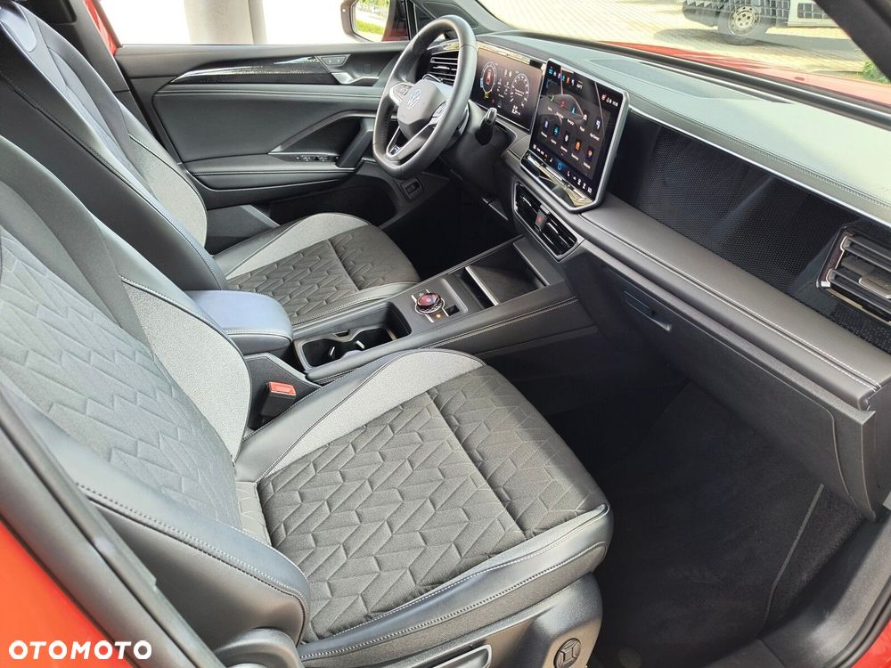 Volkswagen Tiguan - 13