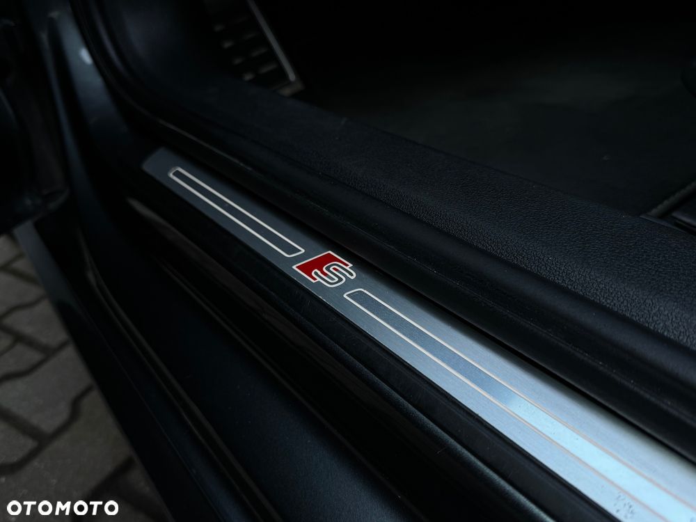 Audi A4 Avant 2.0 TDI S tronic sport - 13