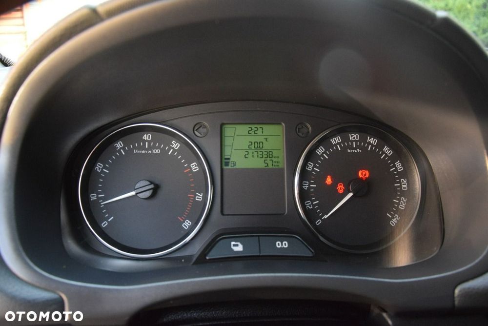 Skoda Fabia - 40