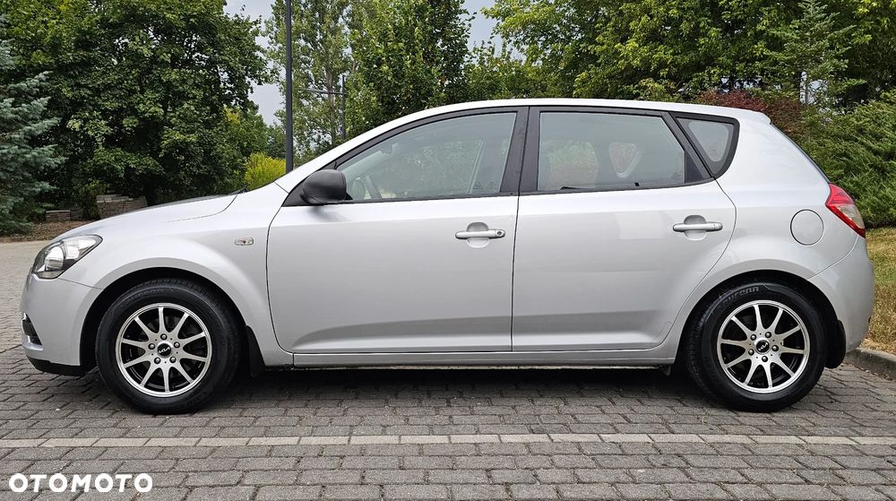Kia Ceed 1.4 Optimum + - 12