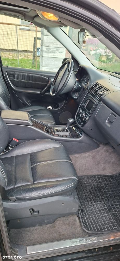 Mercedes-Benz ML - 16