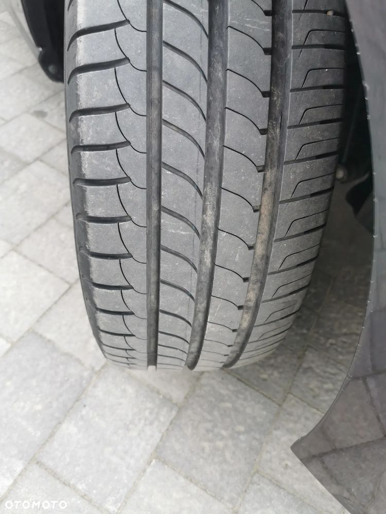 Volkswagen Golf - 13