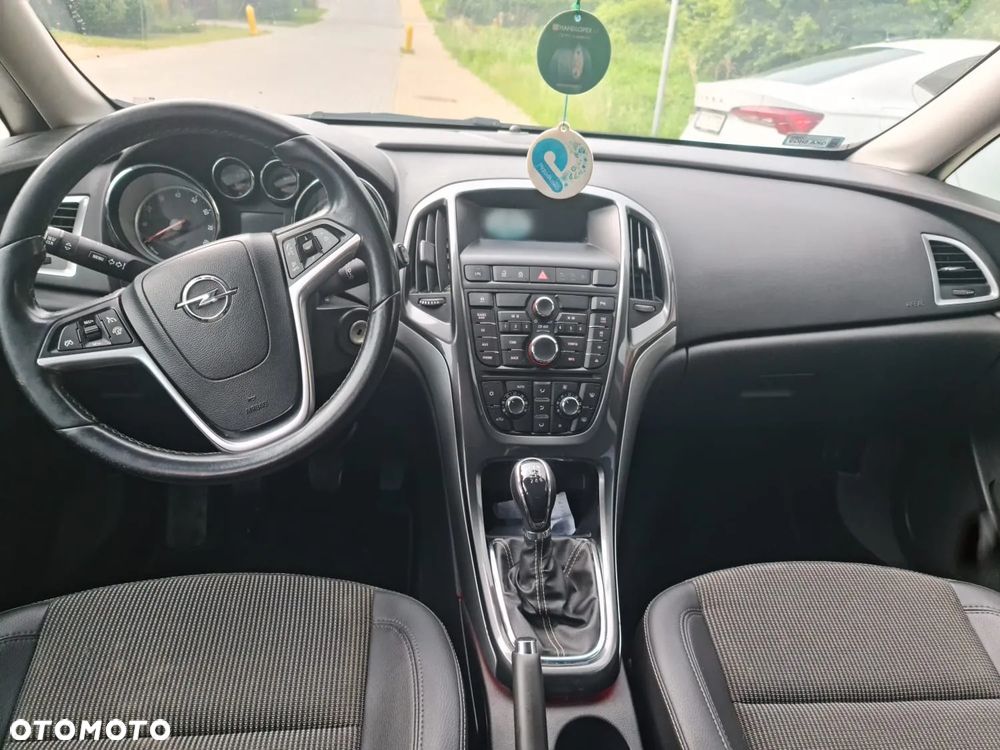 Opel Astra IV 1.4 T Sport - 11