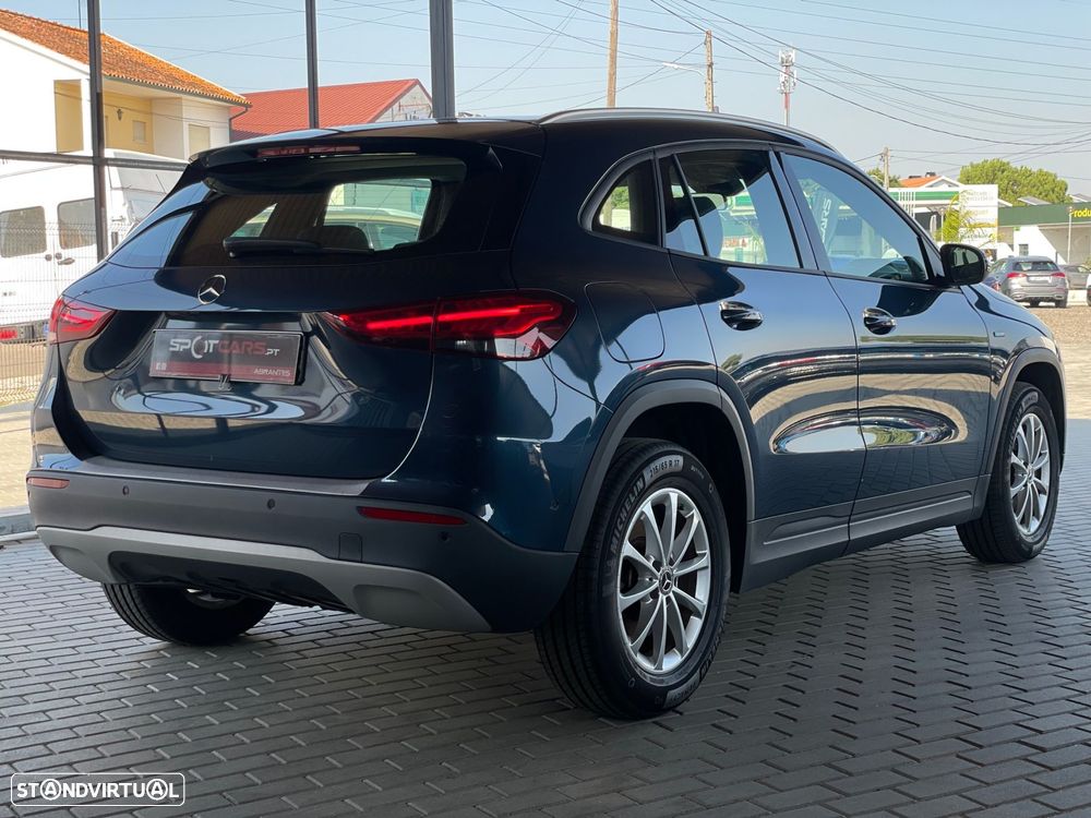 Mercedes-Benz GLA 250 e Progressive - 8