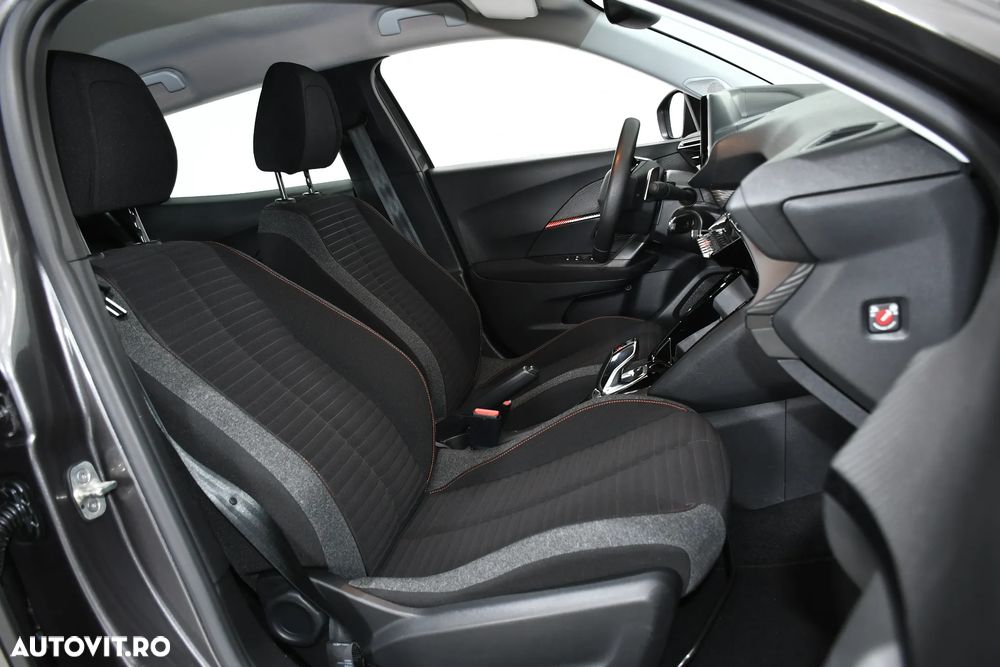 Peugeot 2008 1.2 L PureTech STT EAT8 Allure - 5