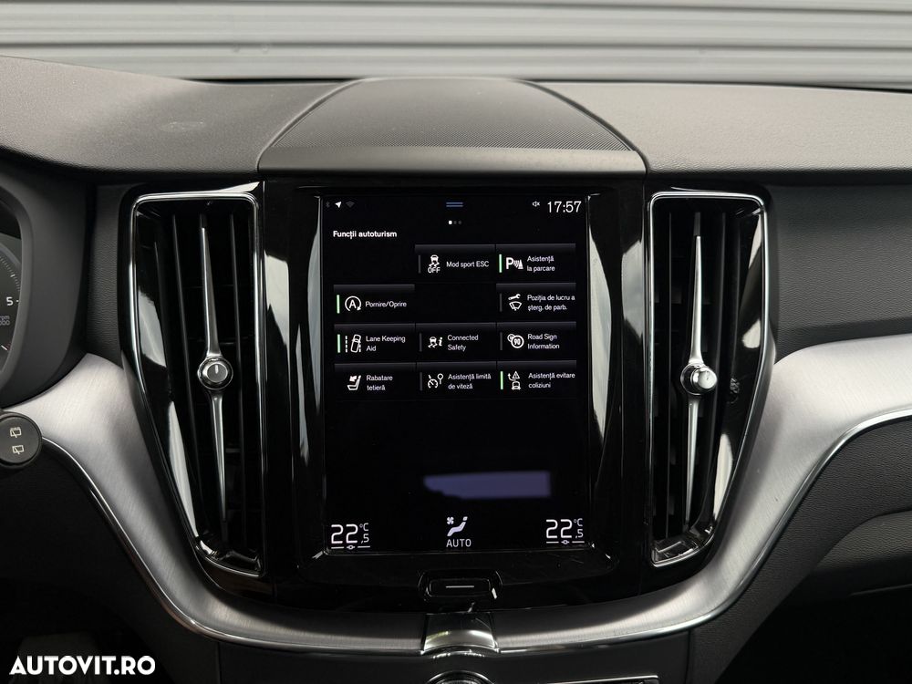 Volvo XC 60 B4 D Geartronic Momentum Pro - 20