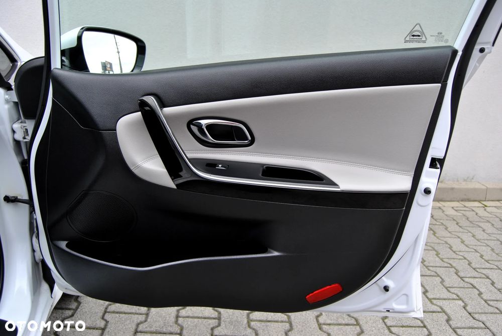 Kia Ceed 1.6 GDI Spirit - 30