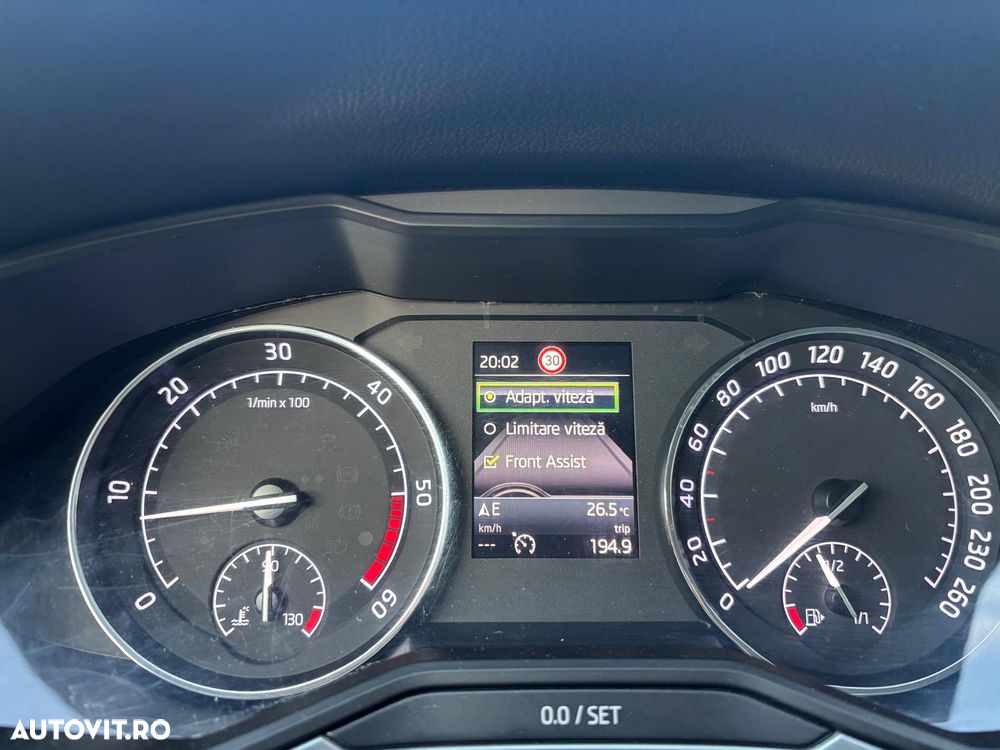 Skoda Superb 2.0 TDI Ambition - 22