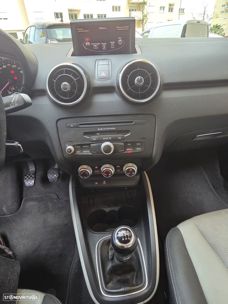 Audi A1 1.4 TFSI S-line - 13