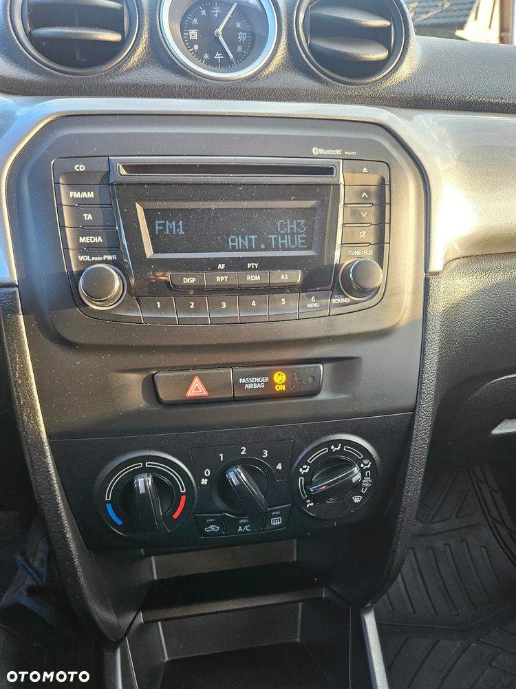 Suzuki Vitara 1.6 (4x2) Comfort - 34