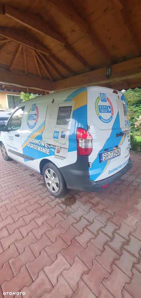Ford Transit Courier 2020 photo 2