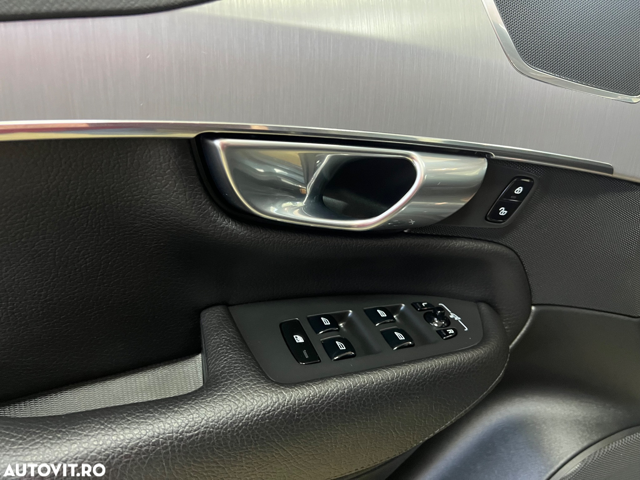 Volvo XC 90 B5 D AWD Geartronic Momentum - 19