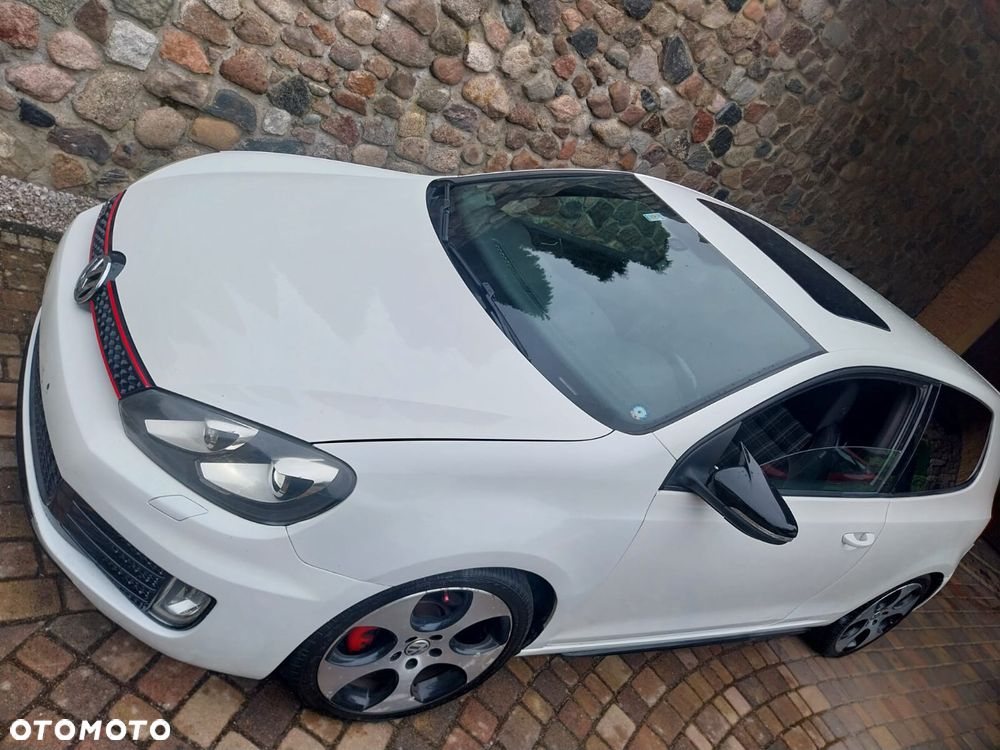 Volkswagen Golf - 4