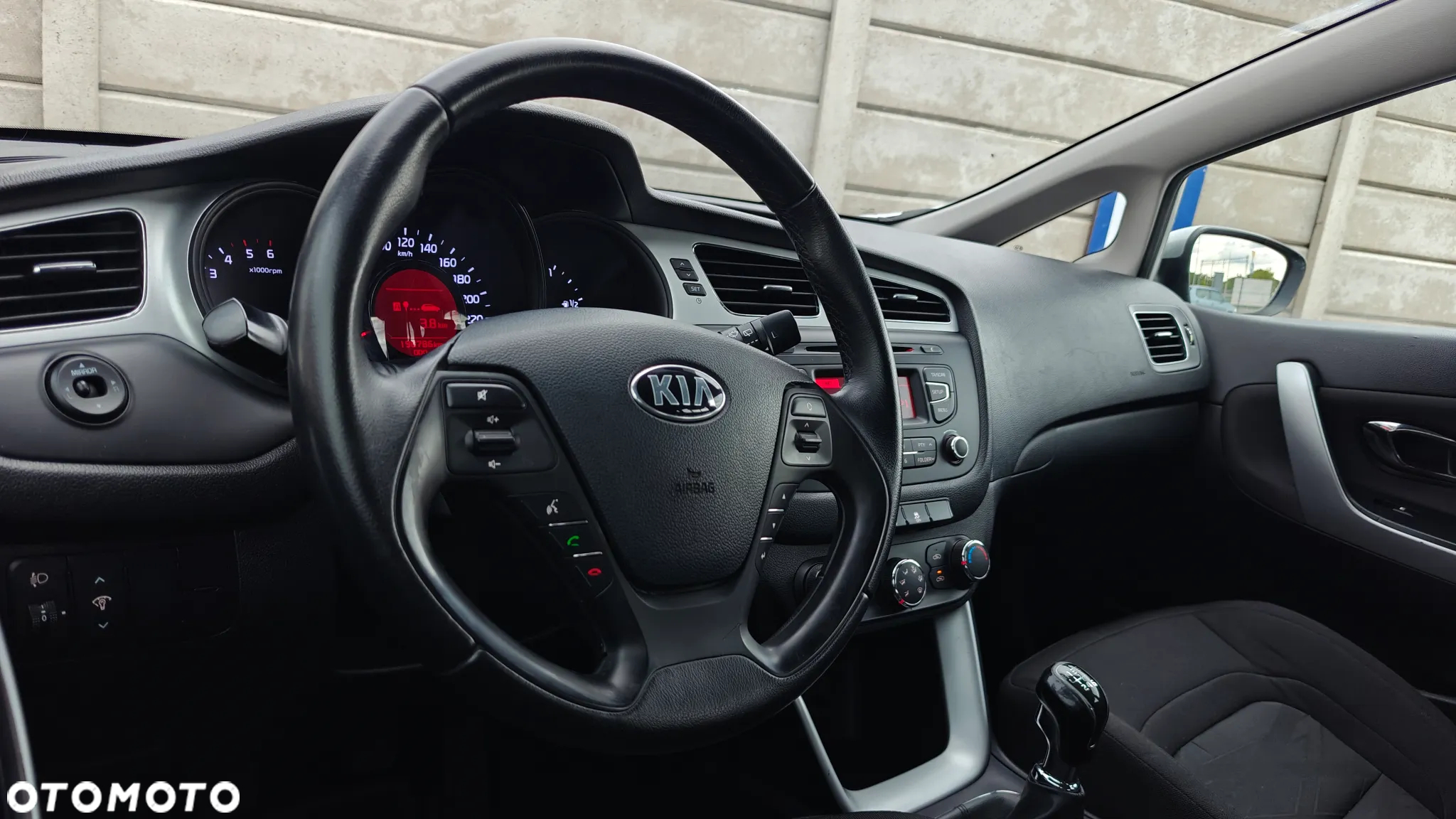 Kia Ceed Cee'd 1.4 CRDi M - 29