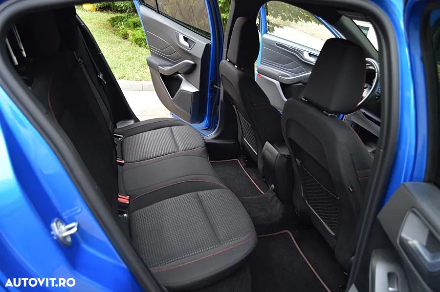 Ford Focus - 6