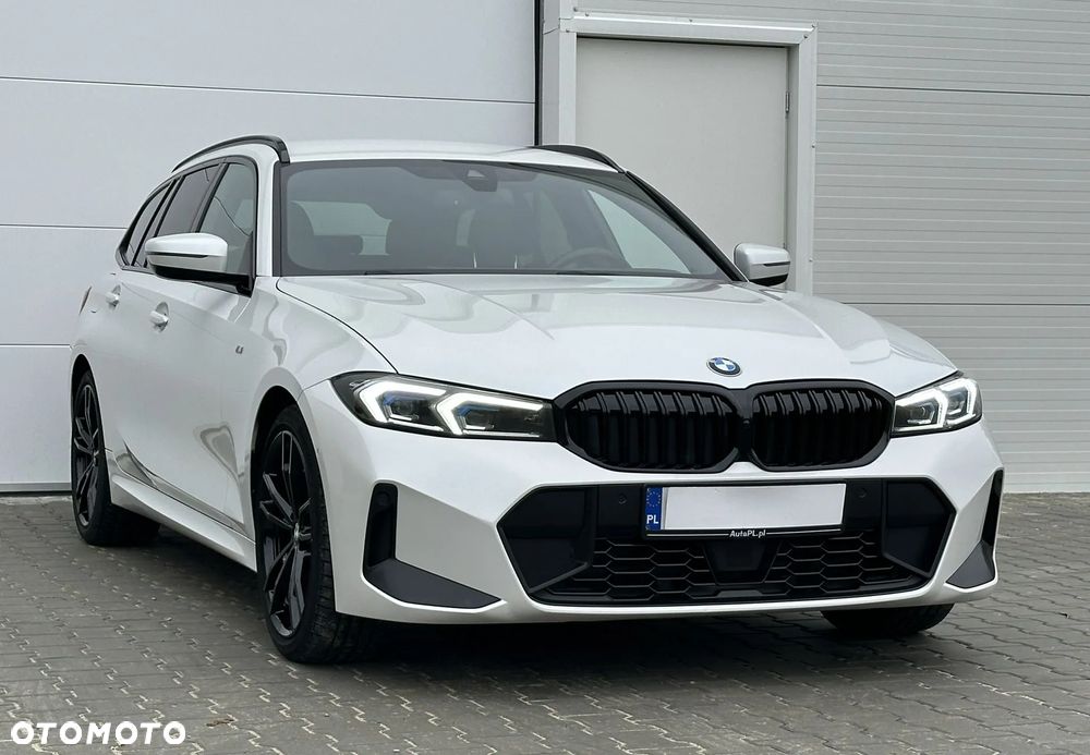 BMW Seria 3 320d xDrive M Sport Sport - 16