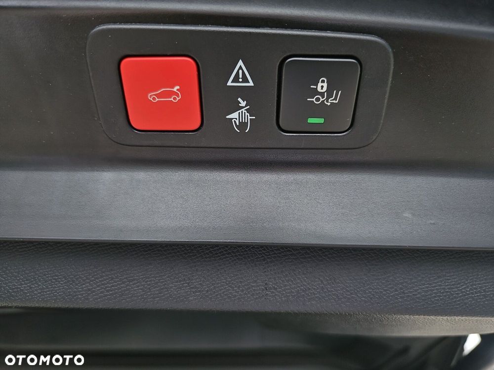 Peugeot 5008 1.5 BlueHDi GT S&S EAT8 - 23