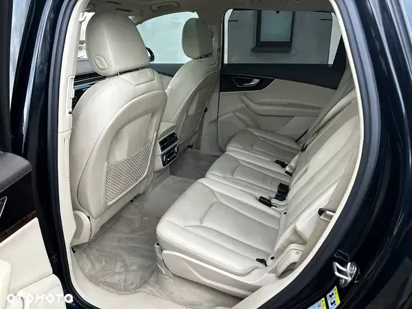 Audi Q7 3.0 TFSI Quattro Tiptronic - 34