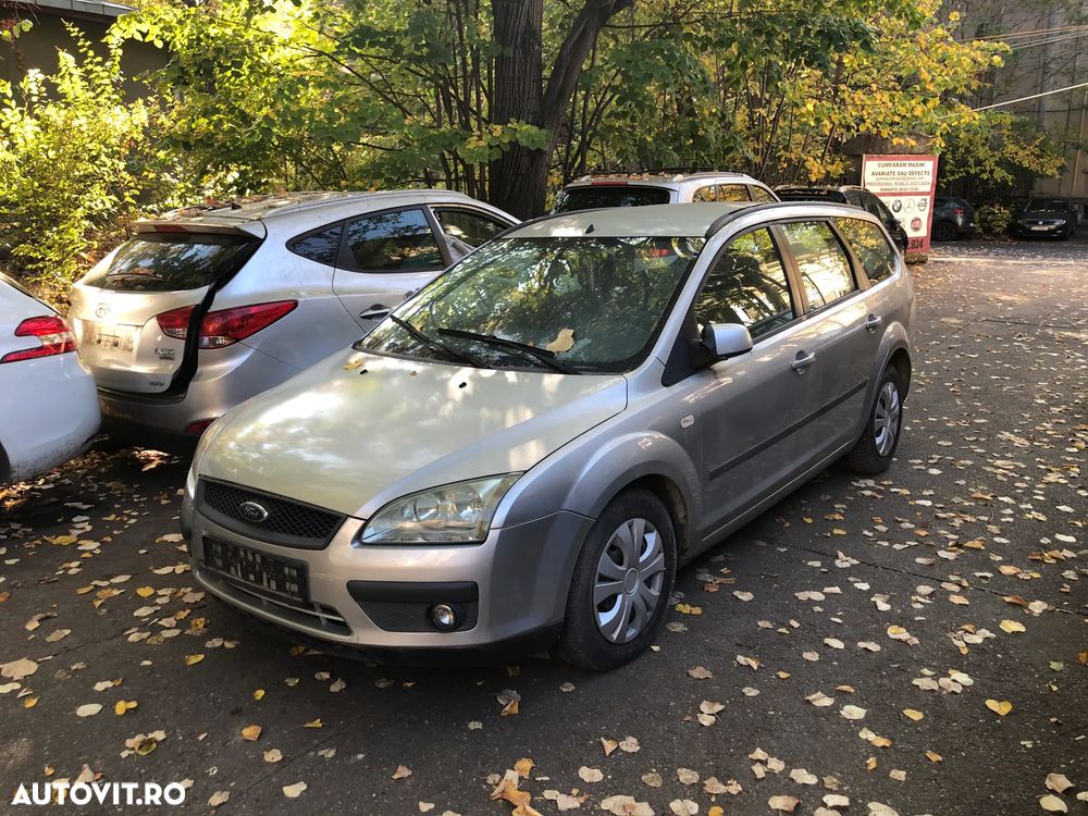 Dezmembrez Ford Focus II break argintiu gri TDCI 2006 - 9