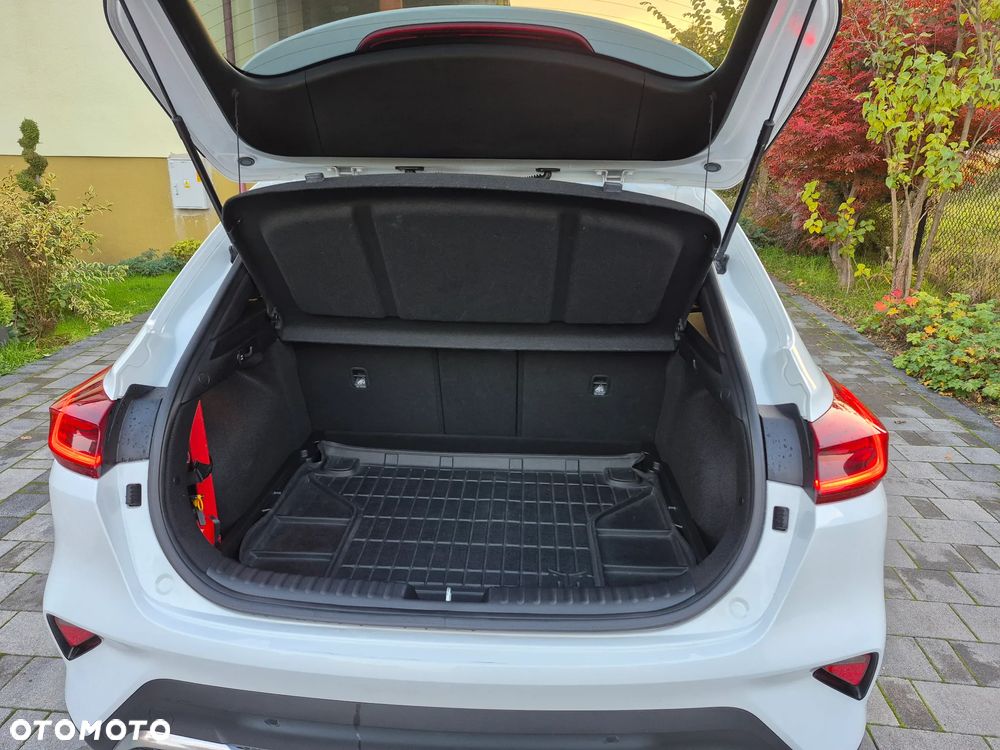 Kia XCeed 1.5 T-GDI L Business Line DCT - 9