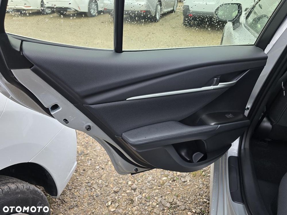 Toyota Camry 2.5 Hybrid Dynamic Force Comfort e-CVT - 10