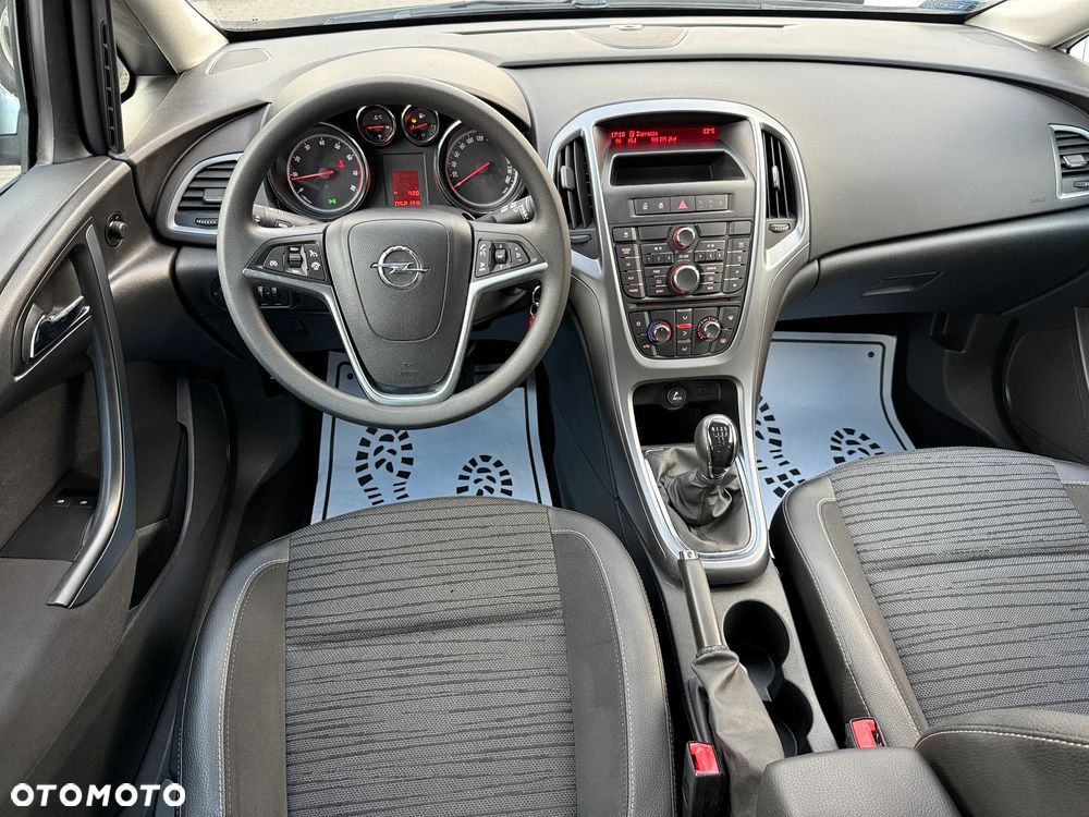 Opel Astra - 4