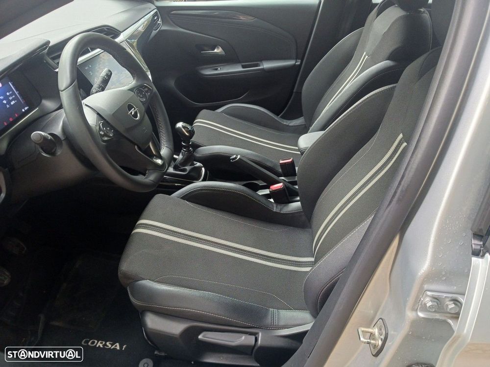 Opel Corsa 1.2 T GS - 32