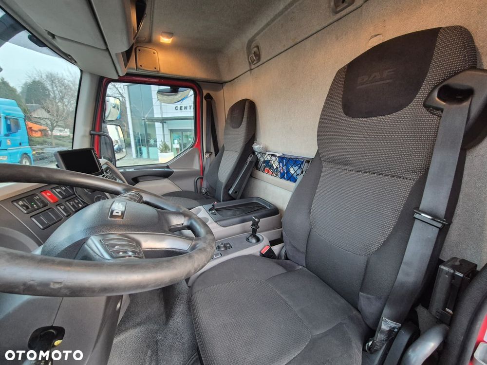 DAF LF250 I / CHŁODNIA / HULSTEINS / WINDA 1500KG / EURO 6  / NISKI PRZEBIEG / BEZWYPADKOWY / MODEL 2017 / EURO 6 / 20 EUROPALET - 35