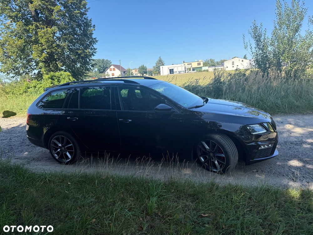 Skoda Octavia 2.0 TDI RS Challenge DSG - 7