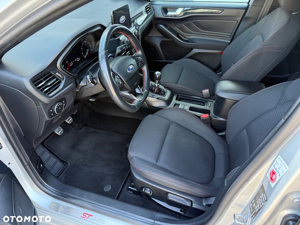 Ford Focus 2.0 TDCi ST-Line Black ASS - 28