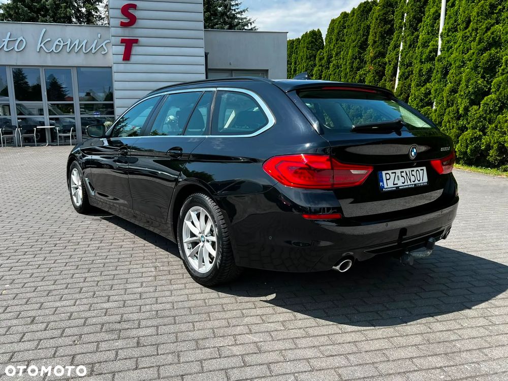 BMW Seria 5 520d - 3