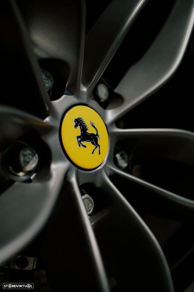 Ferrari 488 GTB - 30