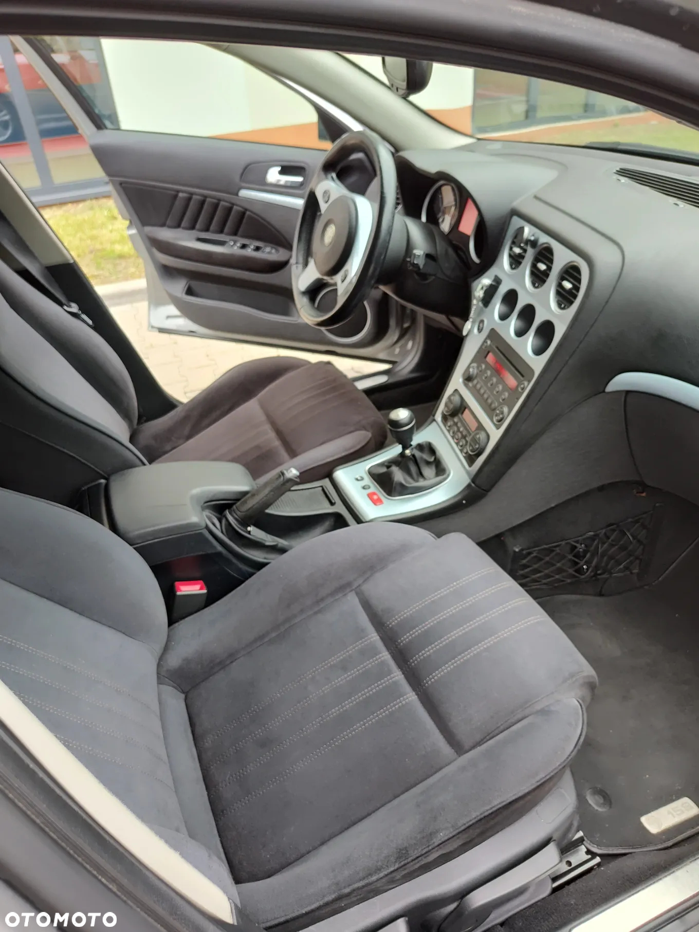 Alfa Romeo 159 1.9 JTDM 8V DPF Distinctive - 6