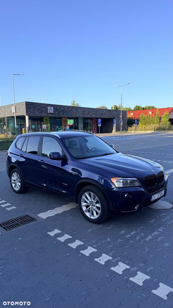 BMW X3 28i xDrive - 3