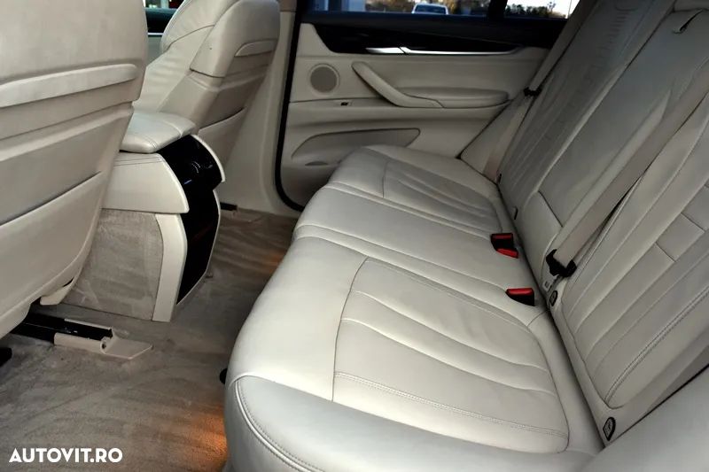 BMW X5 xDrive40d - 15