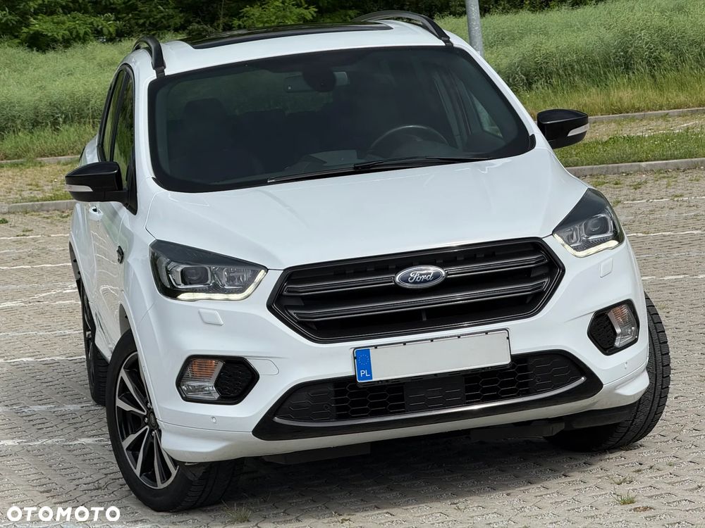 Ford Kuga 1.5 EcoBoost FWD ST-Line - 1